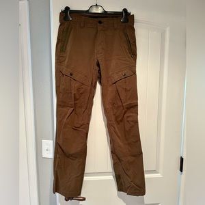 Eddie Bauer men’s cargo pants